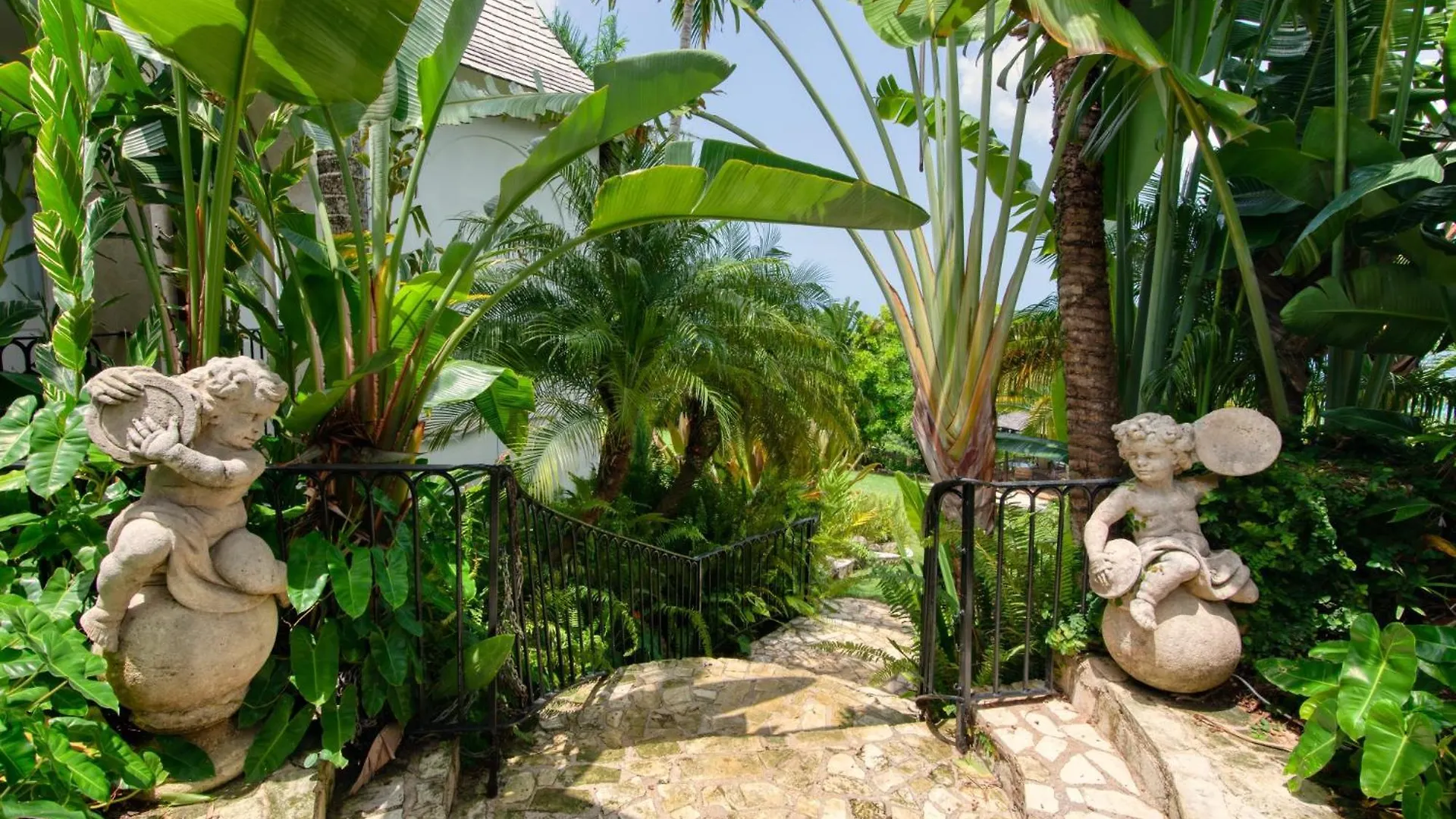 Bambu Villa Hopewell Jamaica